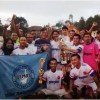 CAbupo Dudy berfoto bersama dengan juara sepak bola Ragawacana Cup.